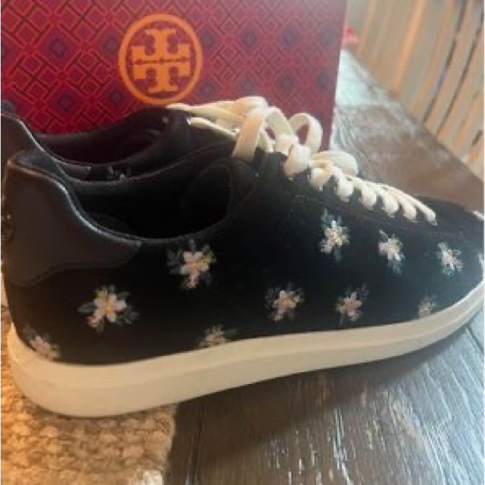 Tory Burch sneakers. New
